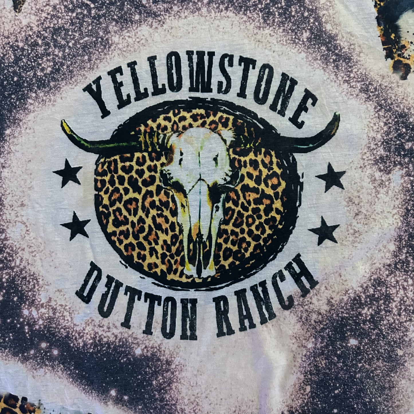 L | Gildan Yellowstone 'Dutton Ranch'