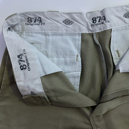 32x30 | Dickies 874 Olive Green