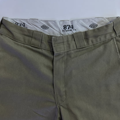 32x30 | Dickies 874 Olive Green