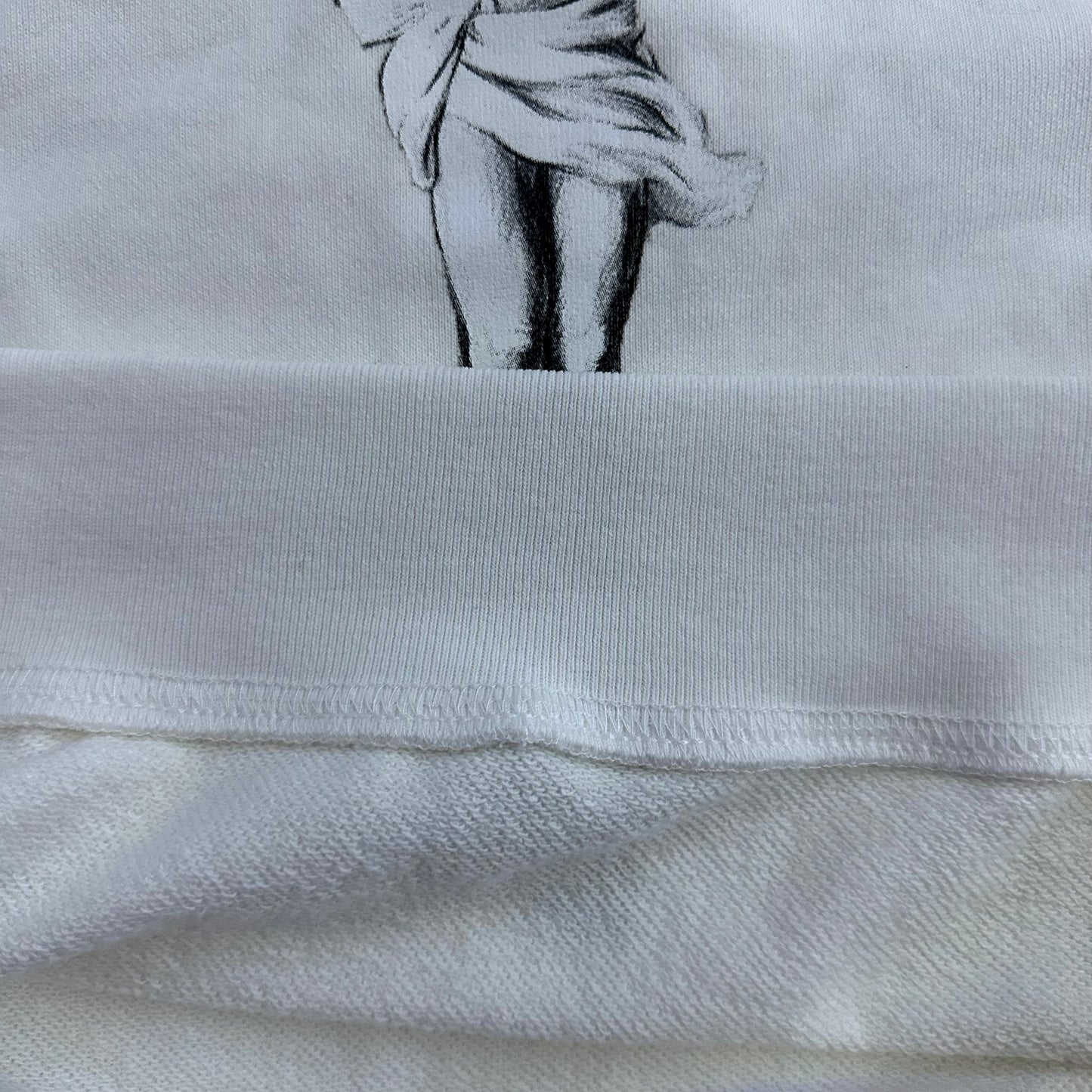 M | Saint Crewneck