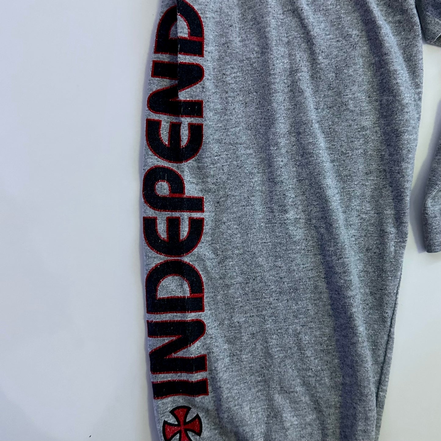 M | Independent Crewneck
